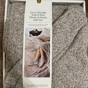 Threshold Chenille Bed Throw & Socks Set - Cream